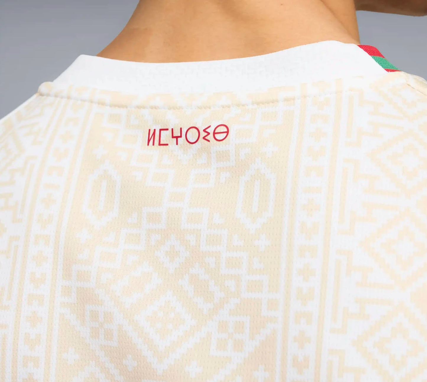 🇲🇦❤️ لكل مغربي كيعشق الأسود... هذا القميص ليك